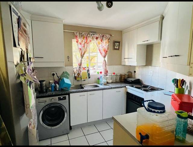 3 BEDROOM APARTMENT FOR SALE IN VORNA VALLEY